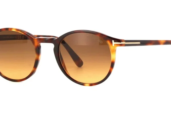 TOM FORD